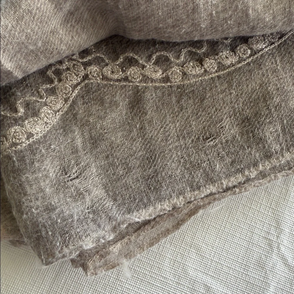La Fiorentina Beige Floral Scarf